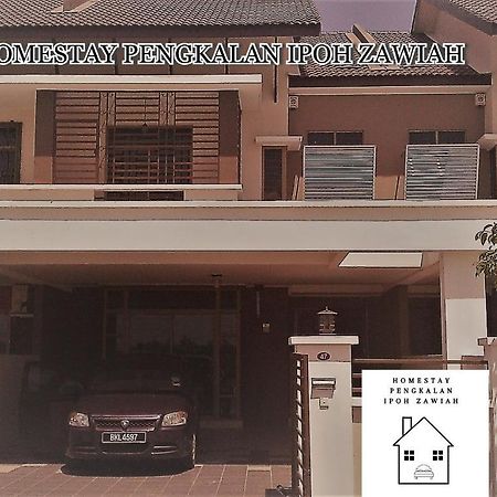 Homestay Ipoh Pengkalan Zawiah エクステリア 写真